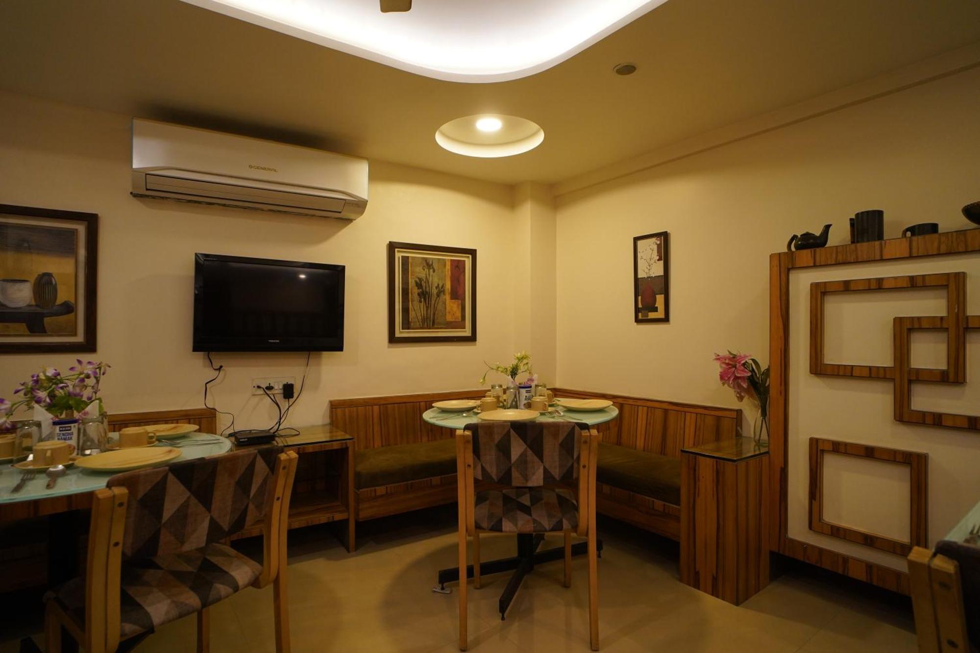 Hotel Gk Palace Bhopal Luaran gambar
